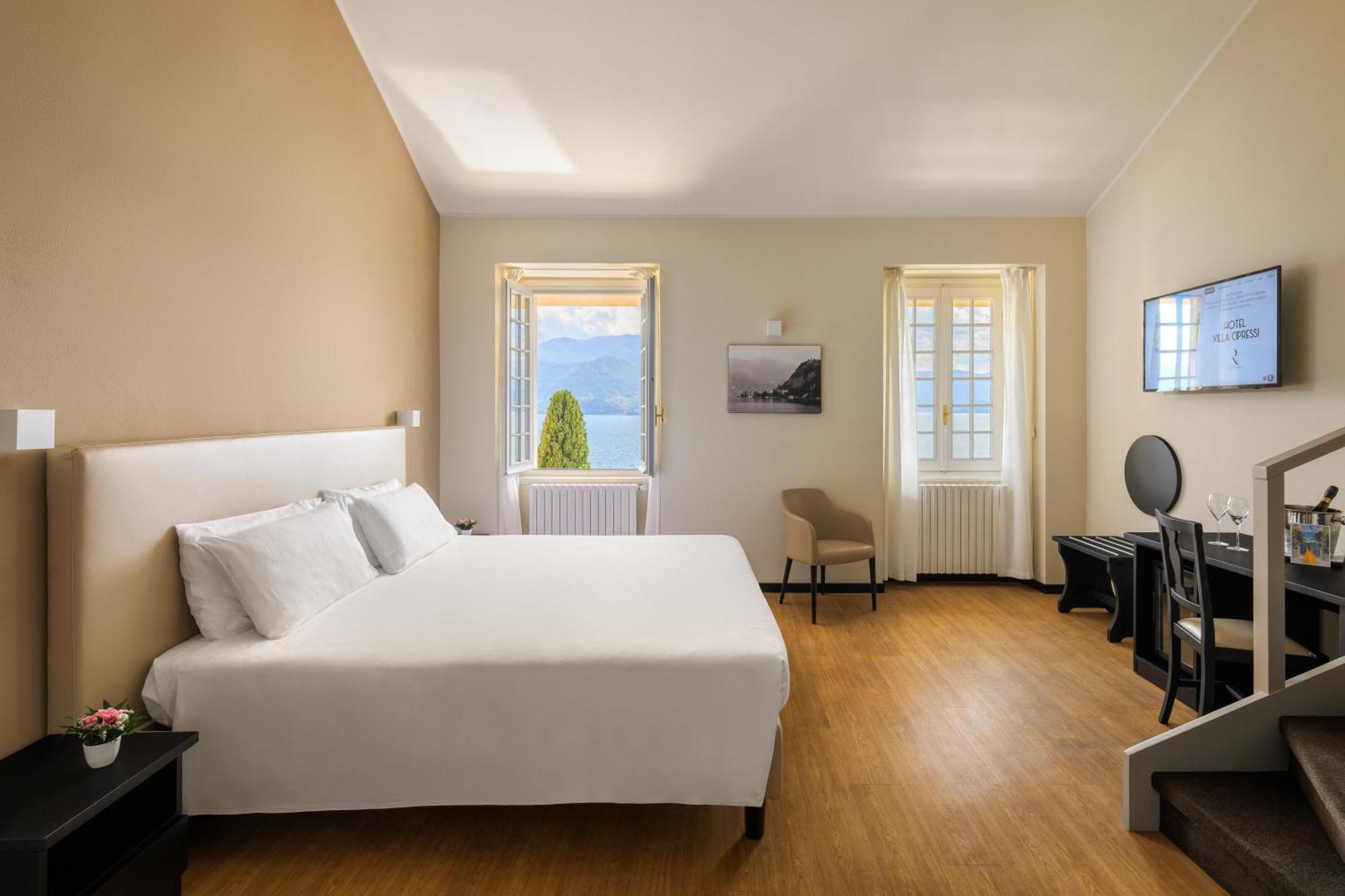 Cipressi, By R Collection 4*